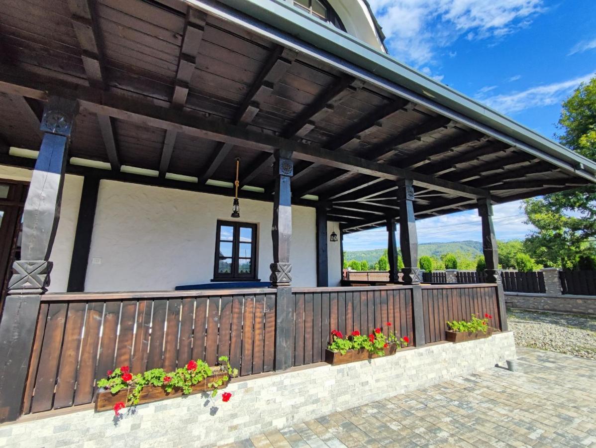 Ograda Bunicilor Vila Baia de Fier Exterior foto