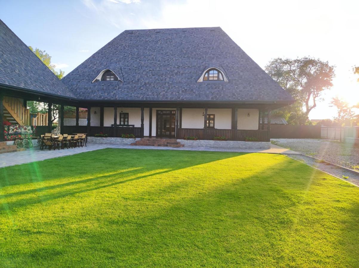 Ograda Bunicilor Vila Baia de Fier Exterior foto